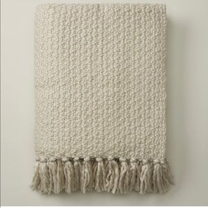 OUI (by Indigo) Throw Blanket, Dove